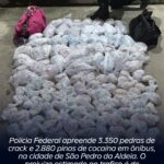 Duas mulheres são presas com 3.350 pedras de crack e 2.880 pinos de cocaína em ônibus de transporte, na cidade de São Pedro da Aldeia