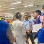 Procon Cabo Frio e Vigilância Sanitária verificam denúncias em supermercado