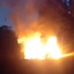 Ossada humana é encontrada dentro de carro incendiado em estrada de Bom Jardim