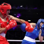 Em 46 segundos, italiana abandona luta contra boxeadora reprovada em teste de gênero