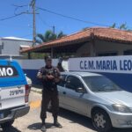 Polícia Militar faz reforço policial no bairro Jardim Esperança, em Cabo Frio, após tiroteio; escolas funcionam normalmente