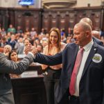 Deputado Guilherme Delaroli assume presidência da Alerj interinamente