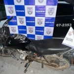 Foragido da Justiça é preso com drogas e motocicleta irregular em Araruama