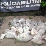 Grande quantidade de entorpecentes é localizada em área de dunas em Cabo Frio