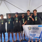 Jovens de Búzios conquistam ouro na Maratona Estadual de Canoa Polinésia em Saquarema