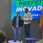 Prefeito de Búzios é reconhecido como Prefeito Inovador 2025 por investimentos em tecnologia e segurança