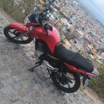 Motocicleta é furtada durante a madrugada em Arraial do Cabo; vítima pede ajuda para localizar o veículo