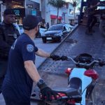 Guarda Civil intensifica fiscalização em Tamoios e apreende motocicletas em operação integrada