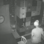 Criminosos invadem cafeteria e restaurante na Passagem, em Cabo Frio