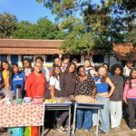 Sarau Literário reúne alunos em apresentações culturais e incentiva leitura em escola de Cabo Frio