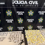 Gerente do tráfico é preso com drogas durante operação em Jaconé, Saquarema