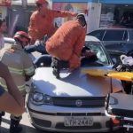 Acidente entre carro e motocicleta deixa mulher ferida na Rasa, em Búzios
