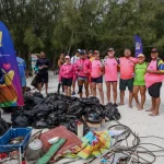 Mutirão recolhe quase 400 kg de microlixo e reforça preservação da Ilha do Japonês, em Cabo Frio