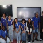 São Pedro da Aldeia amplia uso da tecnologia nas escolas com entrega de 46 lousas interativas