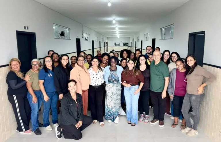 Prefeito Fábio do Pastel entrega escola quilombola revitalizada em São Pedro da Aldeia