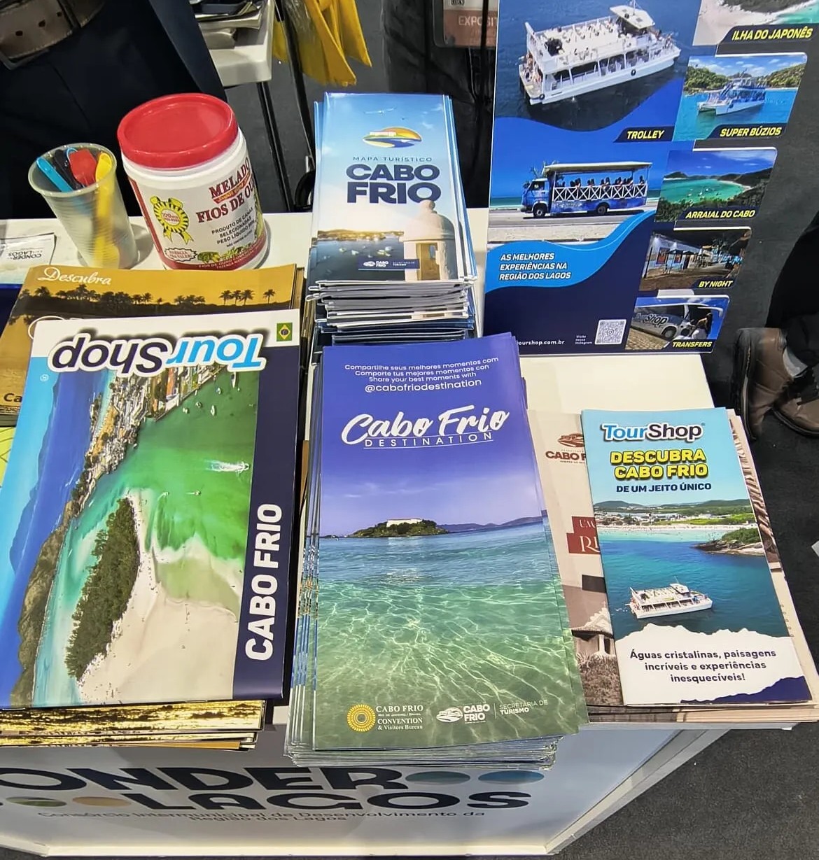 Cabo Frio destaca belezas naturais e atrativos turísticos na ABAV Expo 2026, em São Paulo