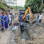 Cabo Frio realiza pavimentação em rua do Jardim Esperança, entre condomínios do Minha Casa Minha Vida