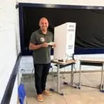 Fábio do Pastel é reeleito prefeito de São Pedro da Aldeia com 76,28% dos votos válidos