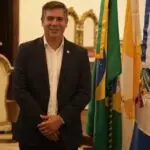 Prefeito eleito de Cabo Frio, Serginho (PL), participa de missa comemorativa pelos 409 anos da cidade